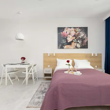 Apartment Rodzinne W Mielnie Blisko Plazy Parking By Renters