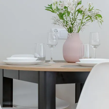 Rodzinne Typu W Mielnie Blisko Plazy Parking By Renters ميلنو