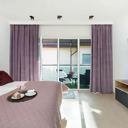 Rodzinne Typu W Mielnie Blisko Plazy Parking By Renters شقة