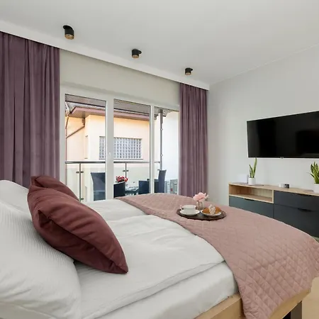 Apartment Rodzinne Typu W Mielnie Blisko Plazy Parking By Renters