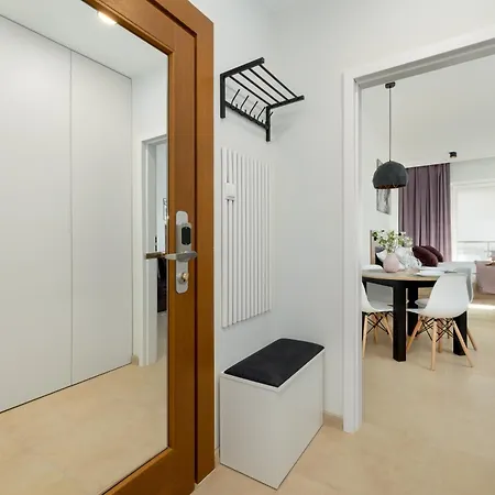 Rodzinne Typu W Mielnie Blisko Plazy Parking By Renters Appartement