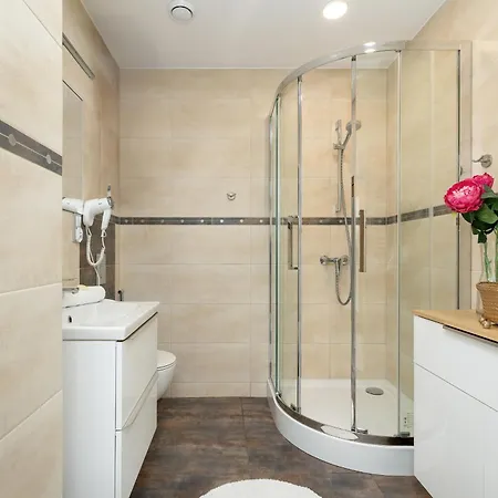 Rodzinne Typu W Mielnie Blisko Plazy Parking By Renters