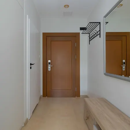 Rodzinne Typu W Mielnie Blisko Plazy Parking By Renters *