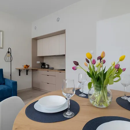 Rodzinne Typu W Mielnie Blisko Plazy Parking By Renters شقة ميلنو