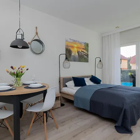 Rodzinne Typu W Mielnie Blisko Plazy Parking By Renters *